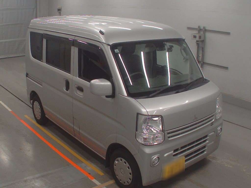 MITSUBISHI MINICAB
