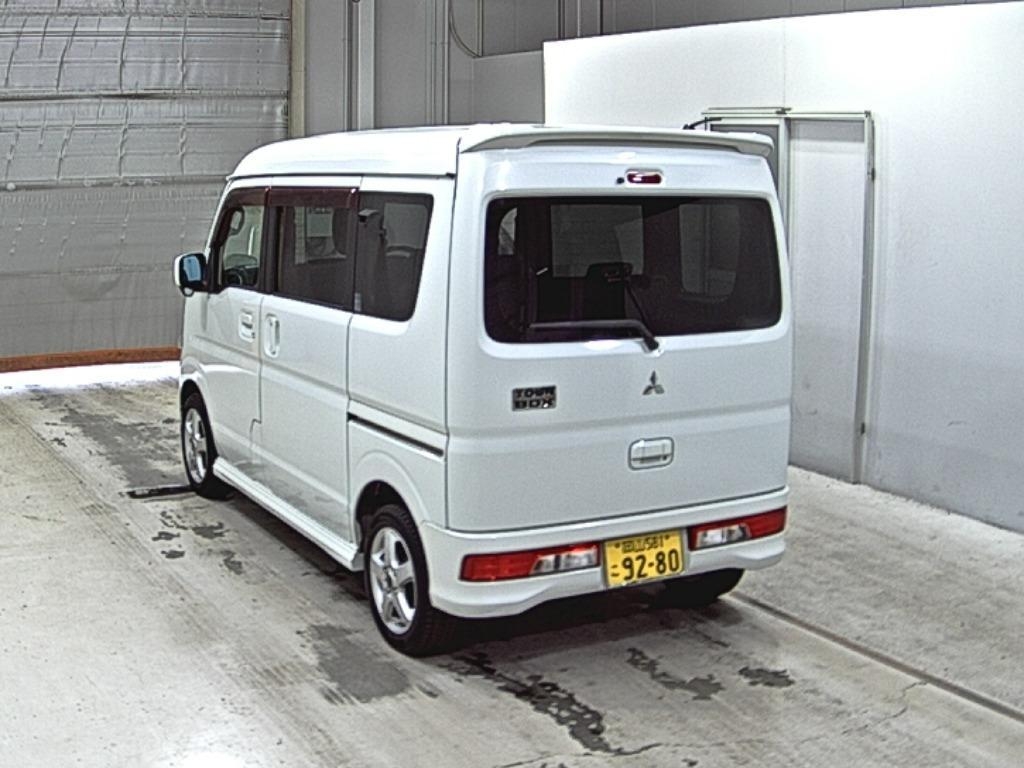 MITSUBISHI TOWN BOX
