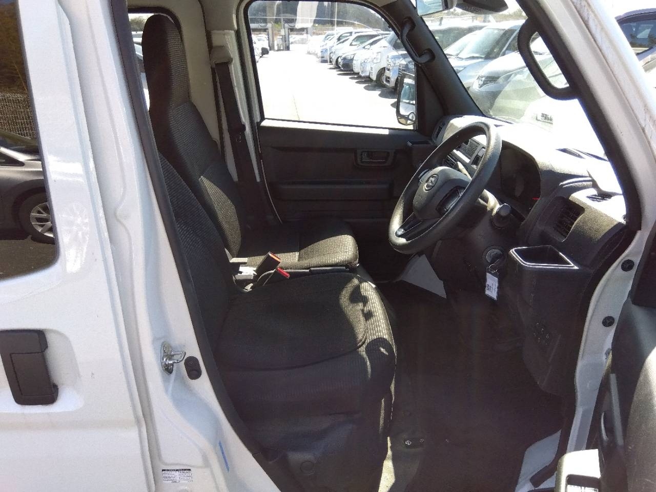 DAIHATSU ATRAI