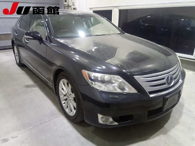 LEXUS LS600H