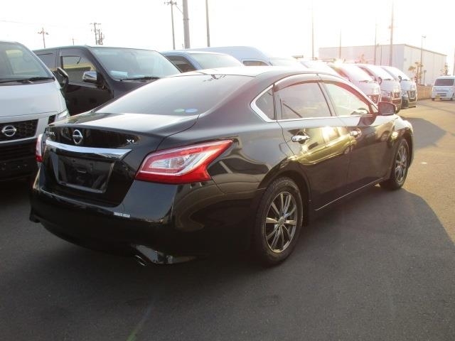 NISSAN TEANA