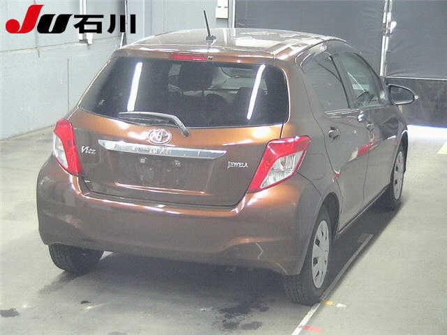 TOYOTA VITZ