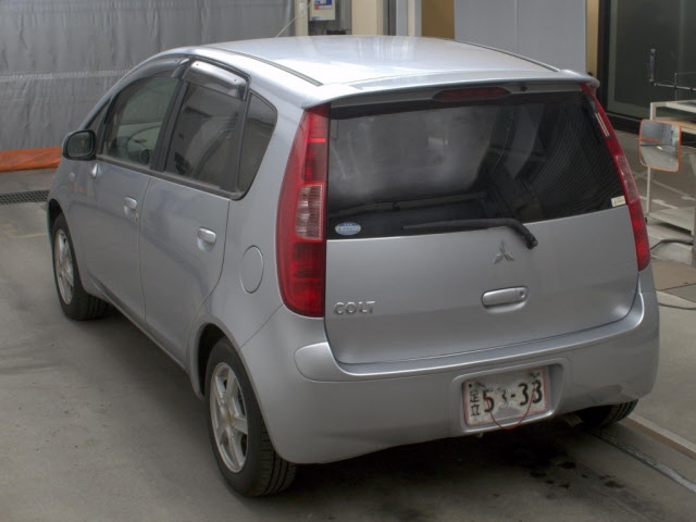 MITSUBISHI COLT