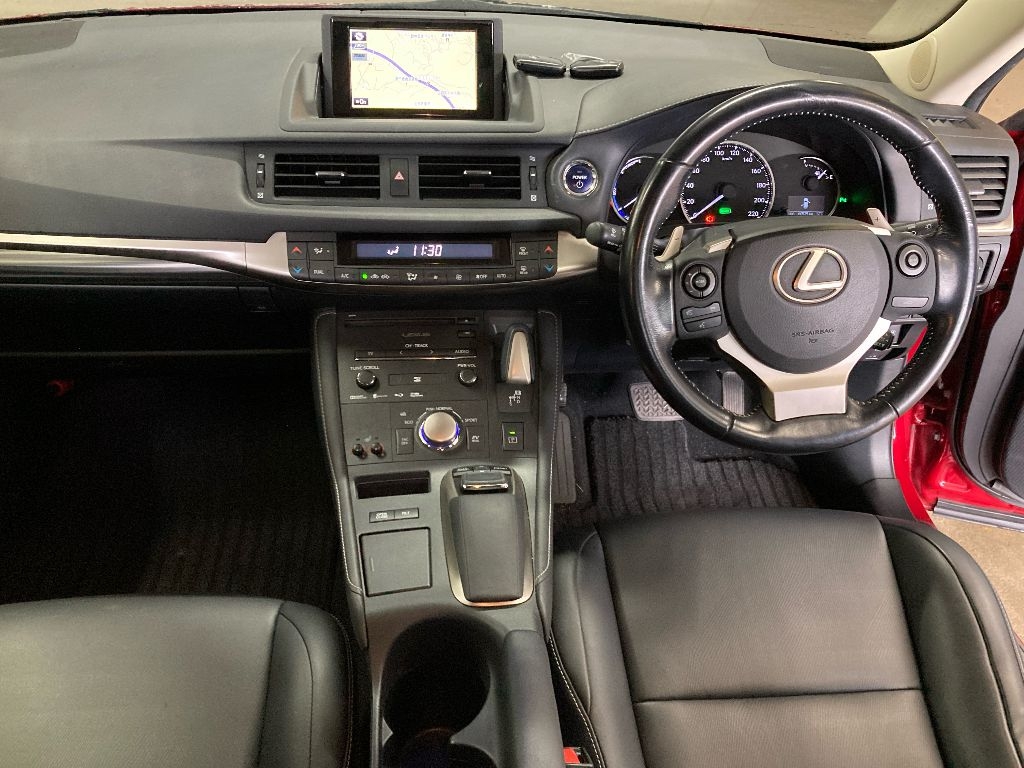 LEXUS CT200H