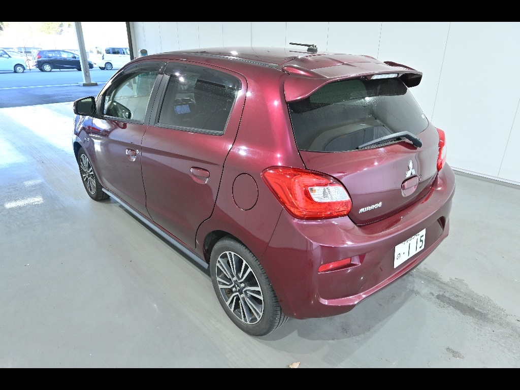 MITSUBISHI MIRAGE