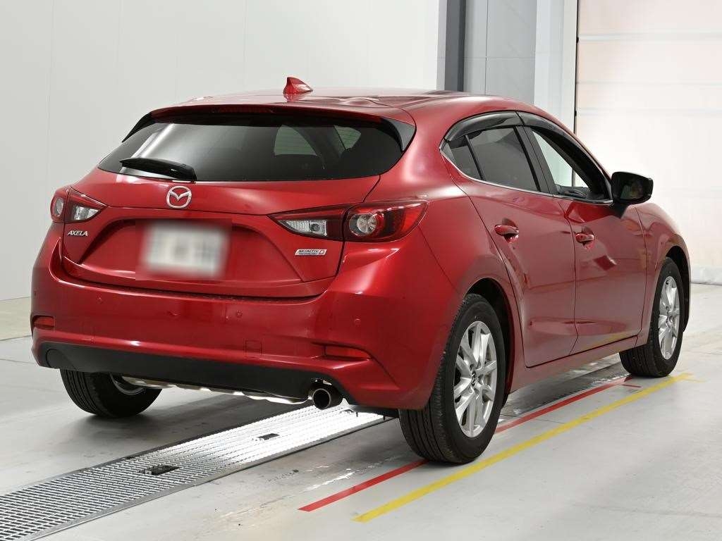 MAZDA AXELA