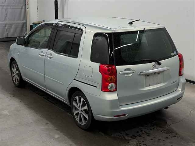 TOYOTA RAUM