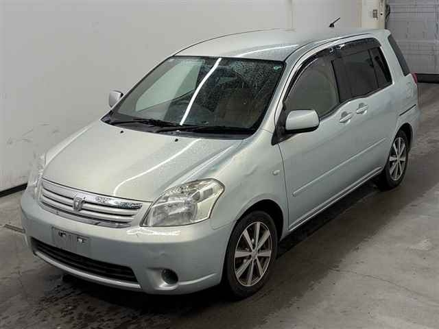 TOYOTA RAUM
