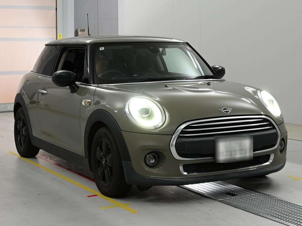 MINI HATCH