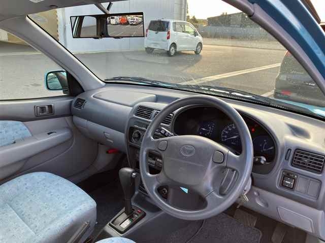 TOYOTA STARLET