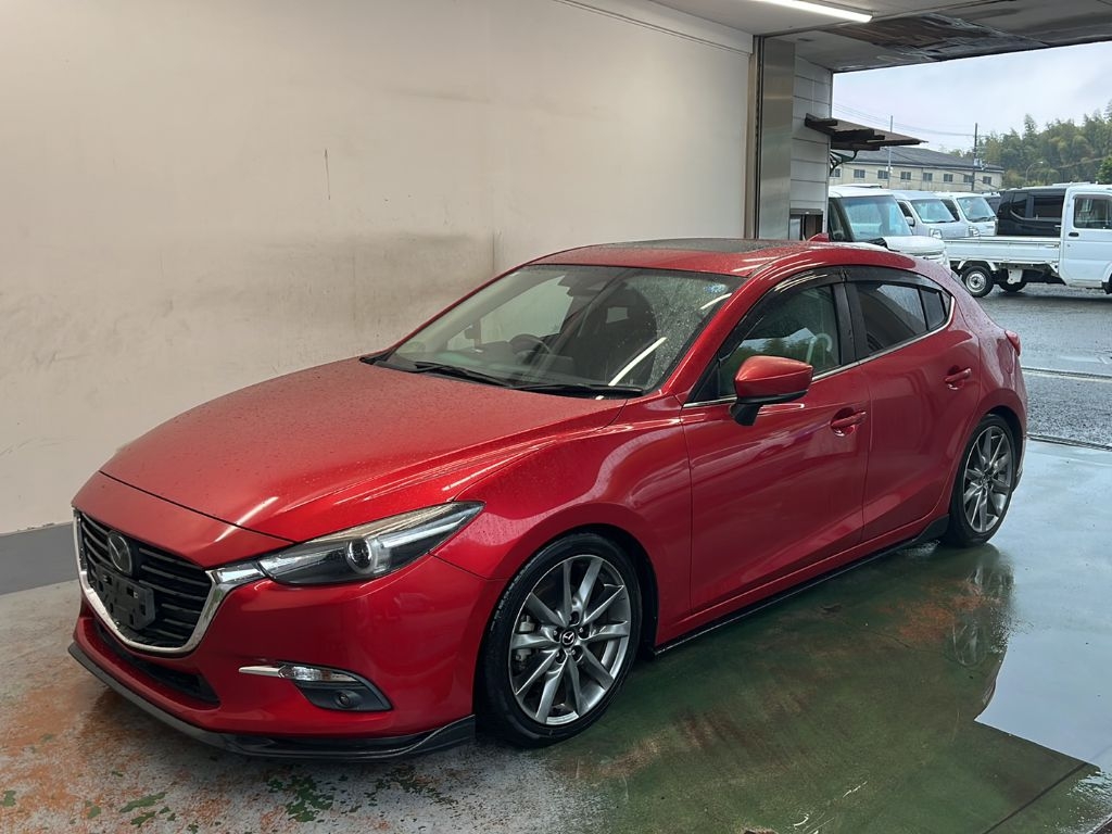 MAZDA AXELA