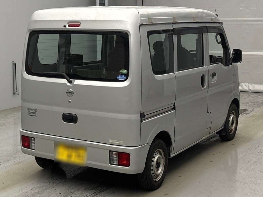 NISSAN NV100 CLIPPER