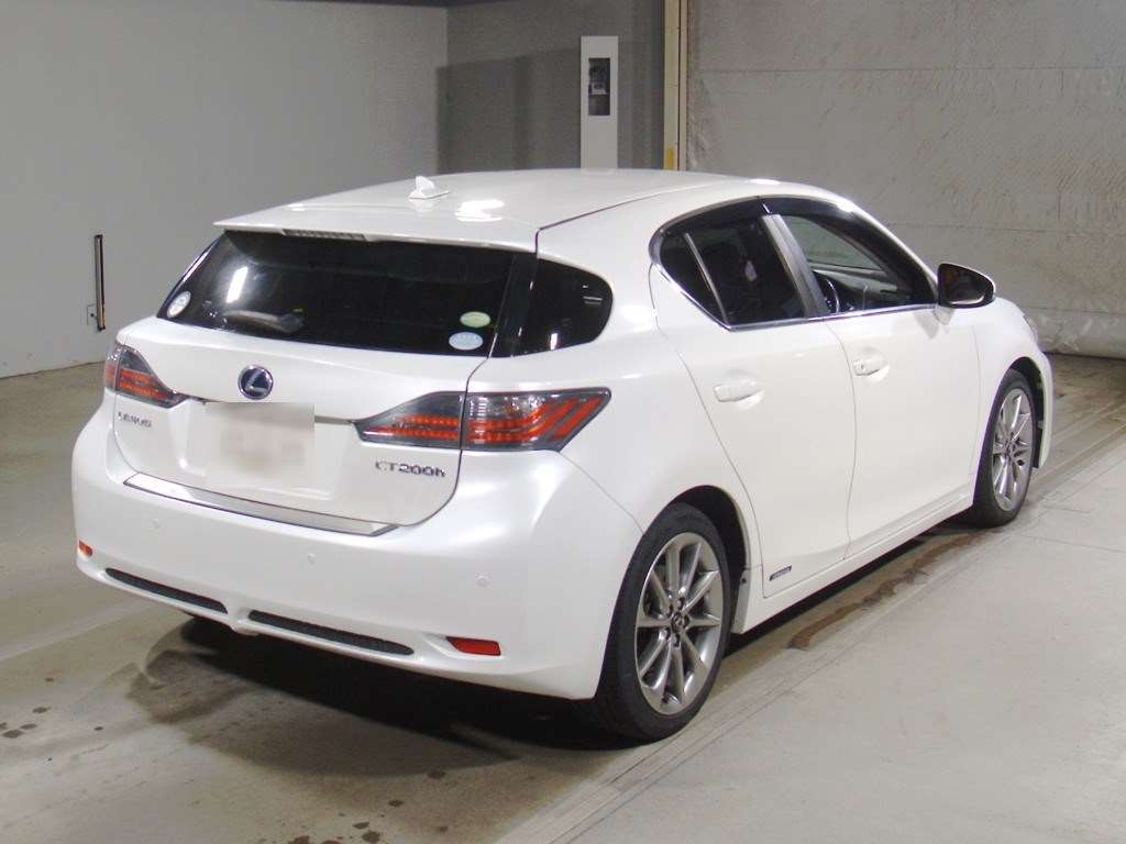 LEXUS CT200H