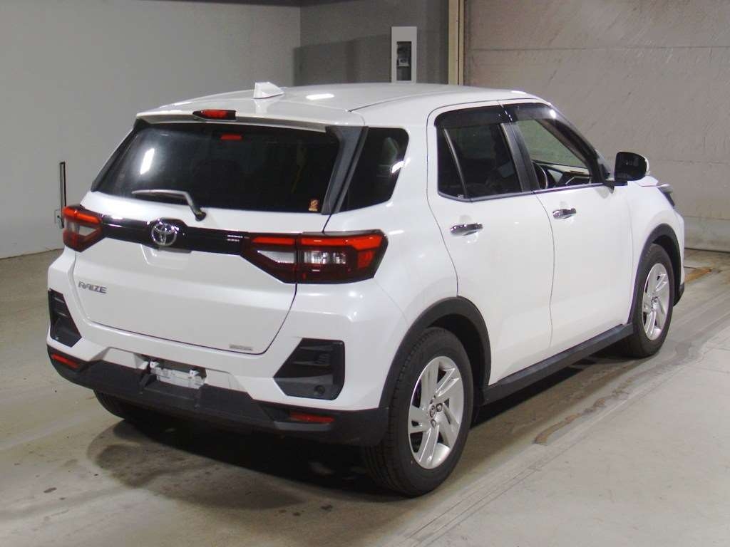 TOYOTA RAIZE