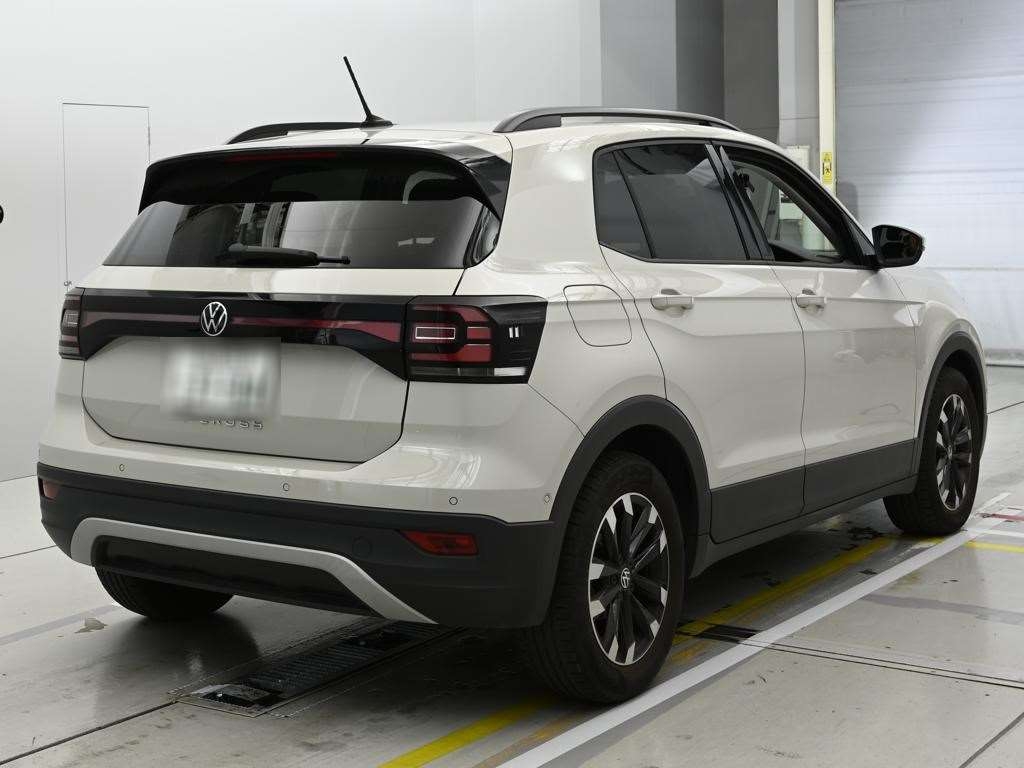 VOLKSWAGEN T-CROSS