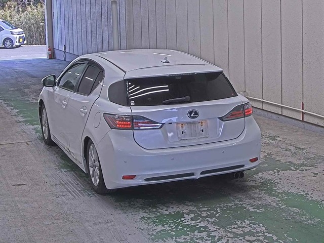 LEXUS CT200H
