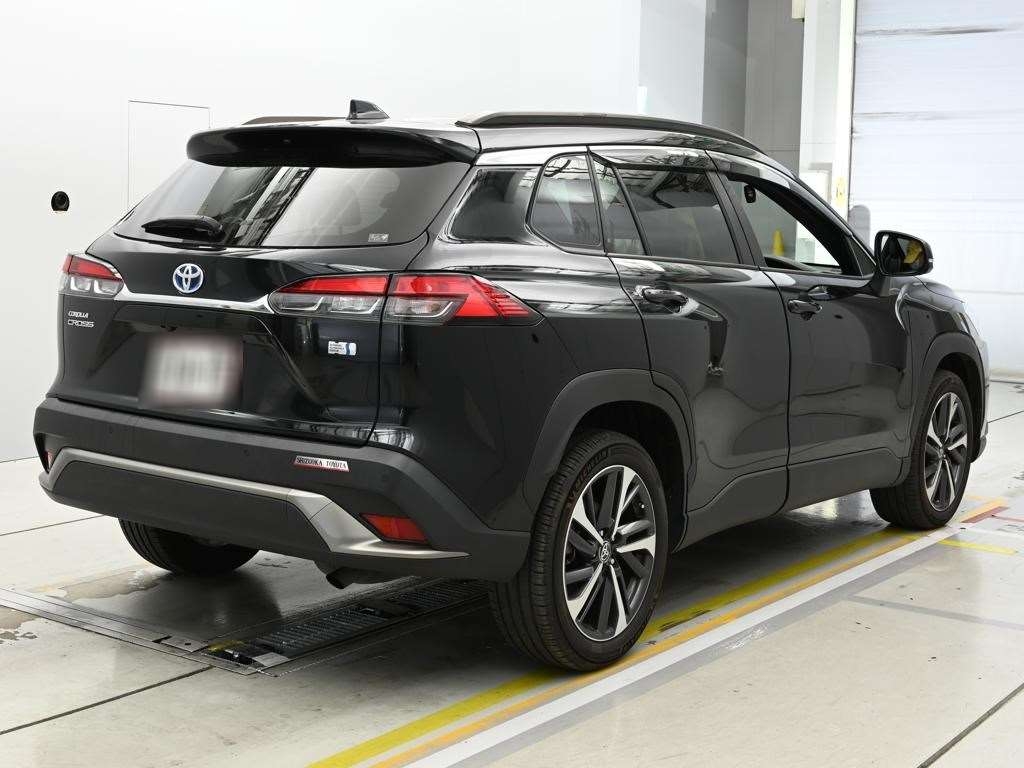 TOYOTA COROLLA CROSS