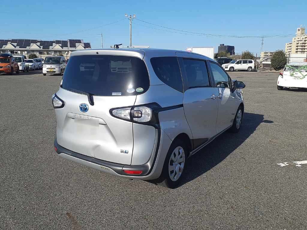 TOYOTA SIENTA