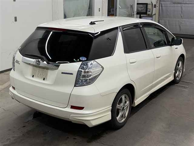 HONDA FIT SHUTTLE