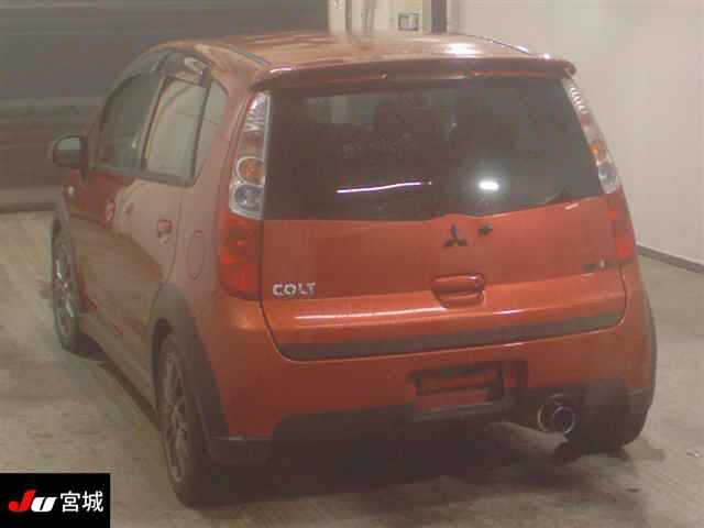 MITSUBISHI COLT