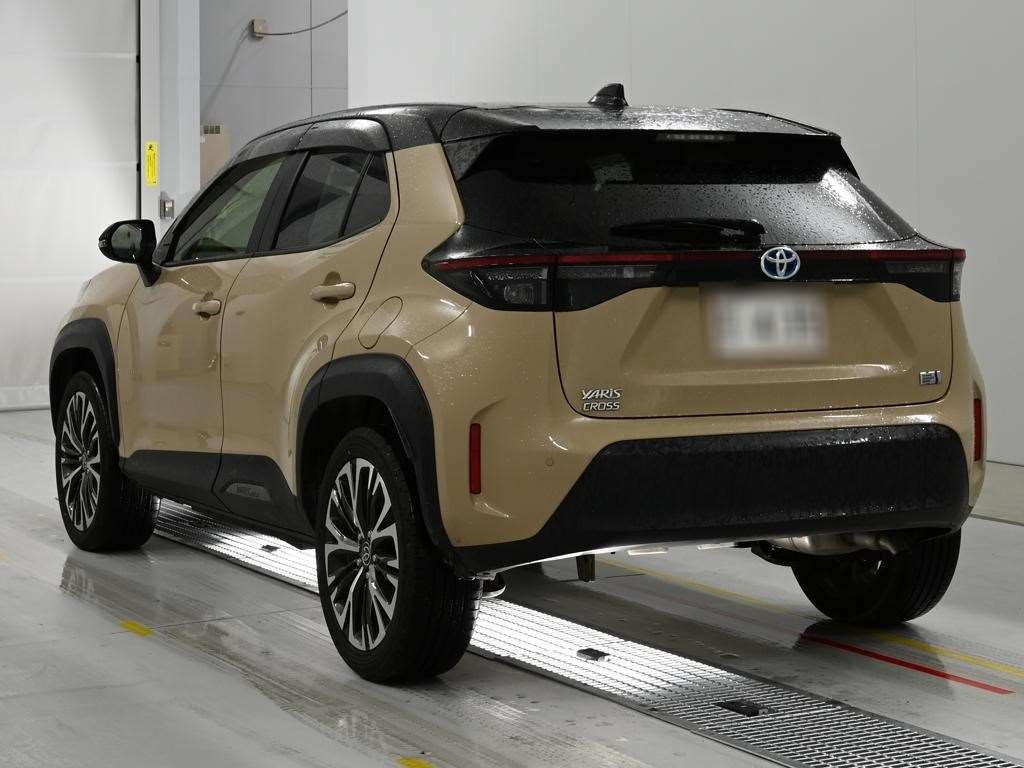 TOYOTA YARIS CROSS