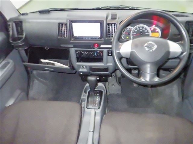NISSAN CLIPPER