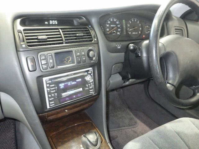 MITSUBISHI DIAMANTE