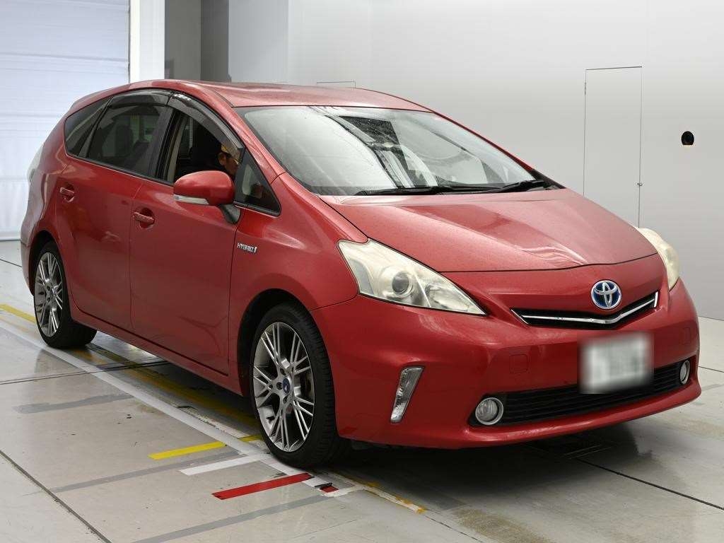 TOYOTA PRIUS ALPHA