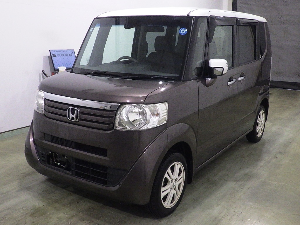 HONDA N-BOX+