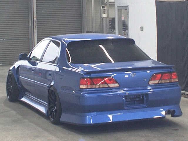 TOYOTA CRESTA