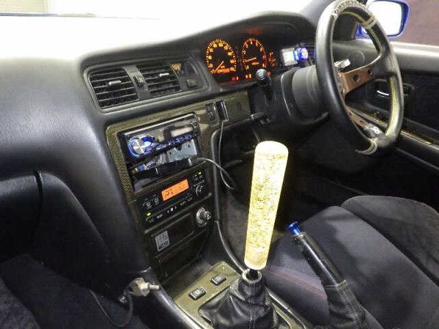TOYOTA CRESTA
