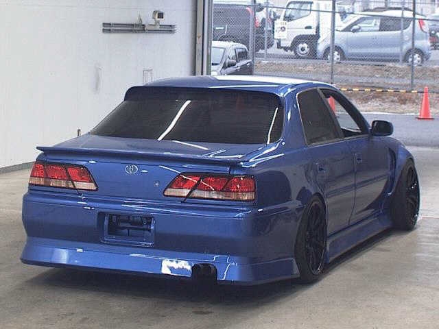 TOYOTA CRESTA