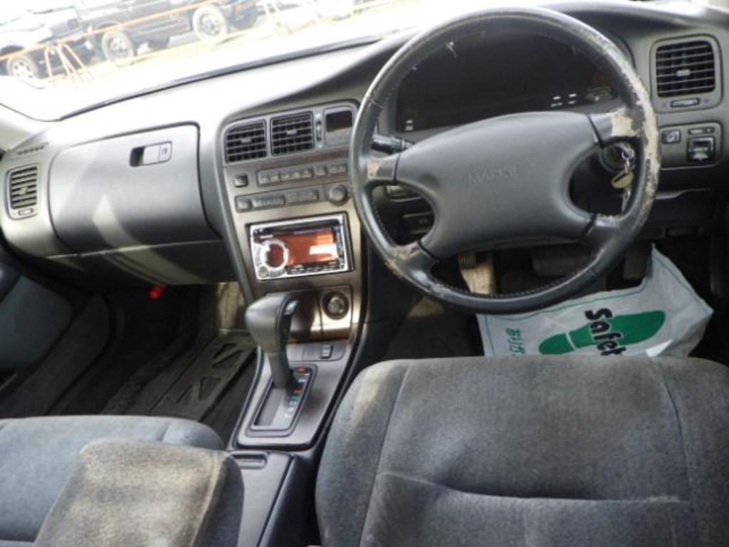 TOYOTA MARK II