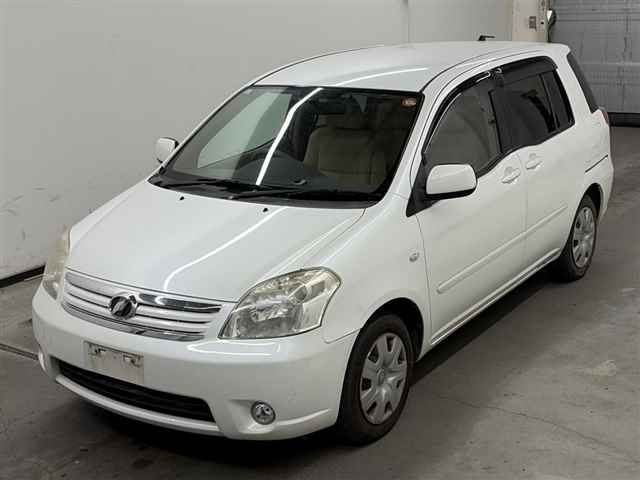 TOYOTA RAUM