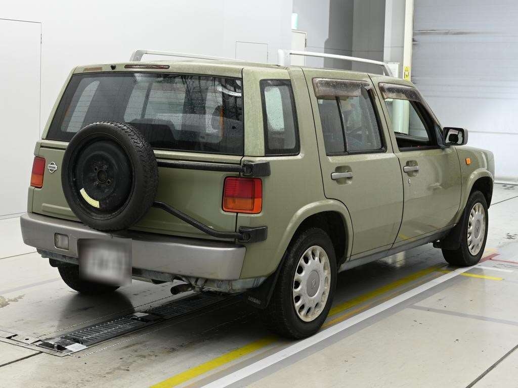 NISSAN RASHEEN