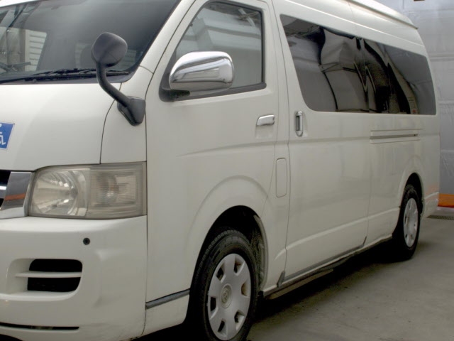 TOYOTA REGIUS ACE