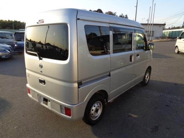 NISSAN NV100 CLIPPER