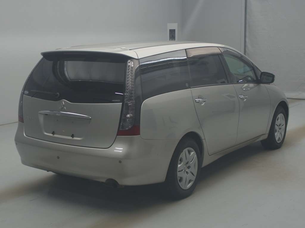 MITSUBISHI GRANDIS