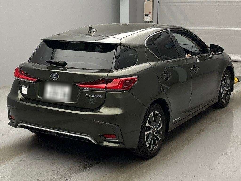 LEXUS CT200H