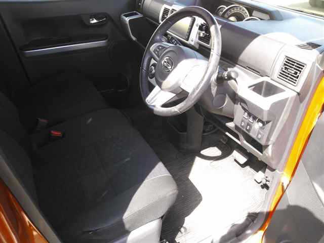 DAIHATSU WAKE
