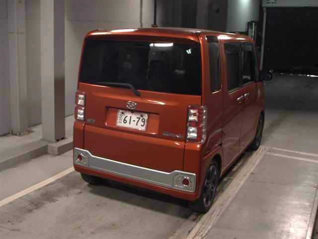 DAIHATSU WAKE