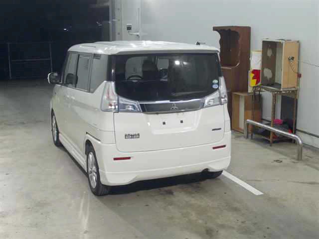 MITSUBISHI DELICA D:2