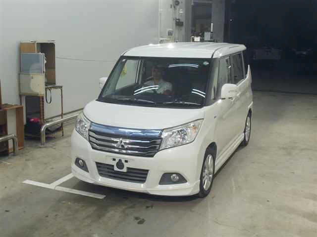 MITSUBISHI DELICA D:2