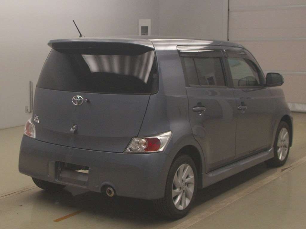 TOYOTA BB