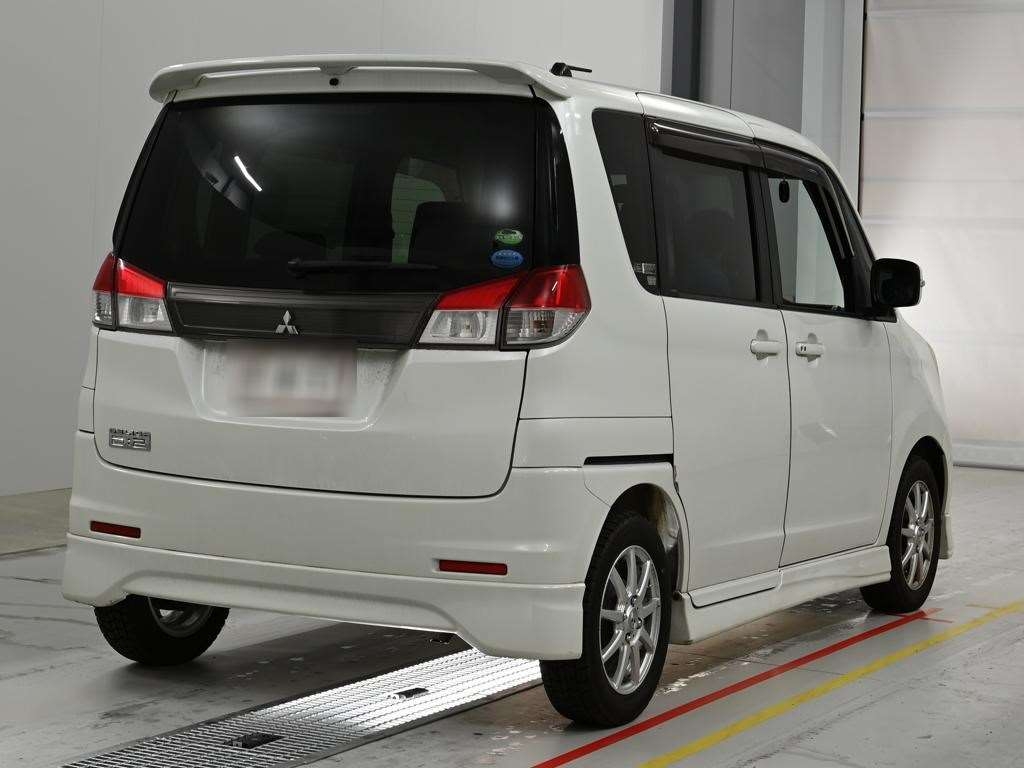 MITSUBISHI DELICA D:2
