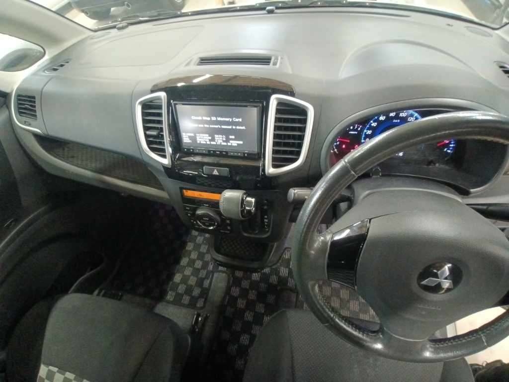 MITSUBISHI DELICA D:2