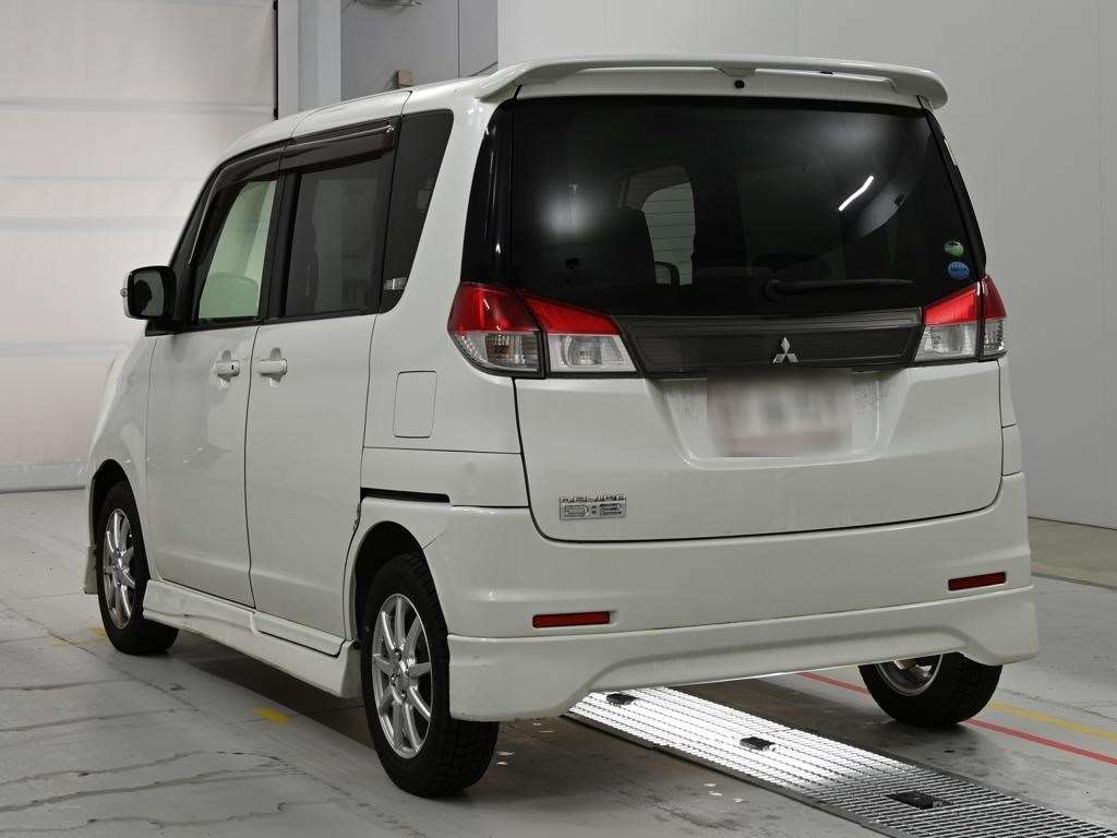 MITSUBISHI DELICA D:2