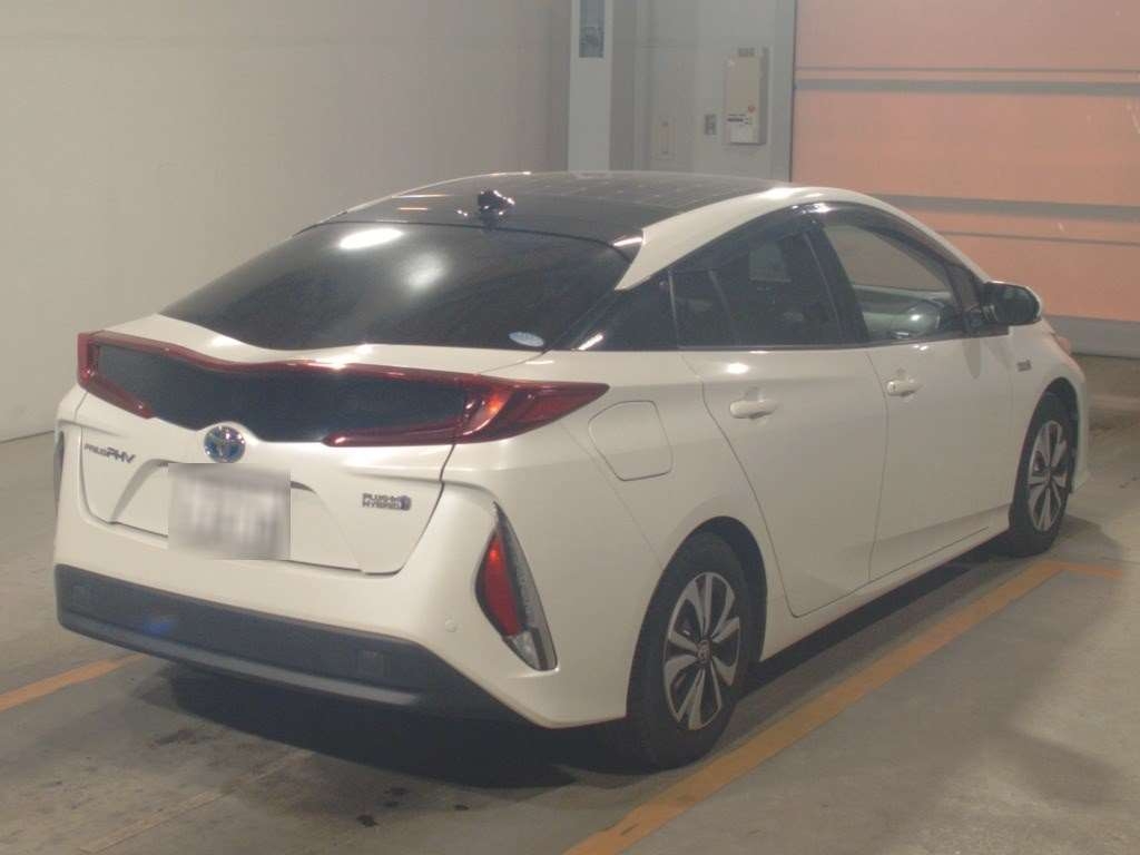 TOYOTA PRIUS PHV