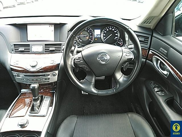 NISSAN FUGA