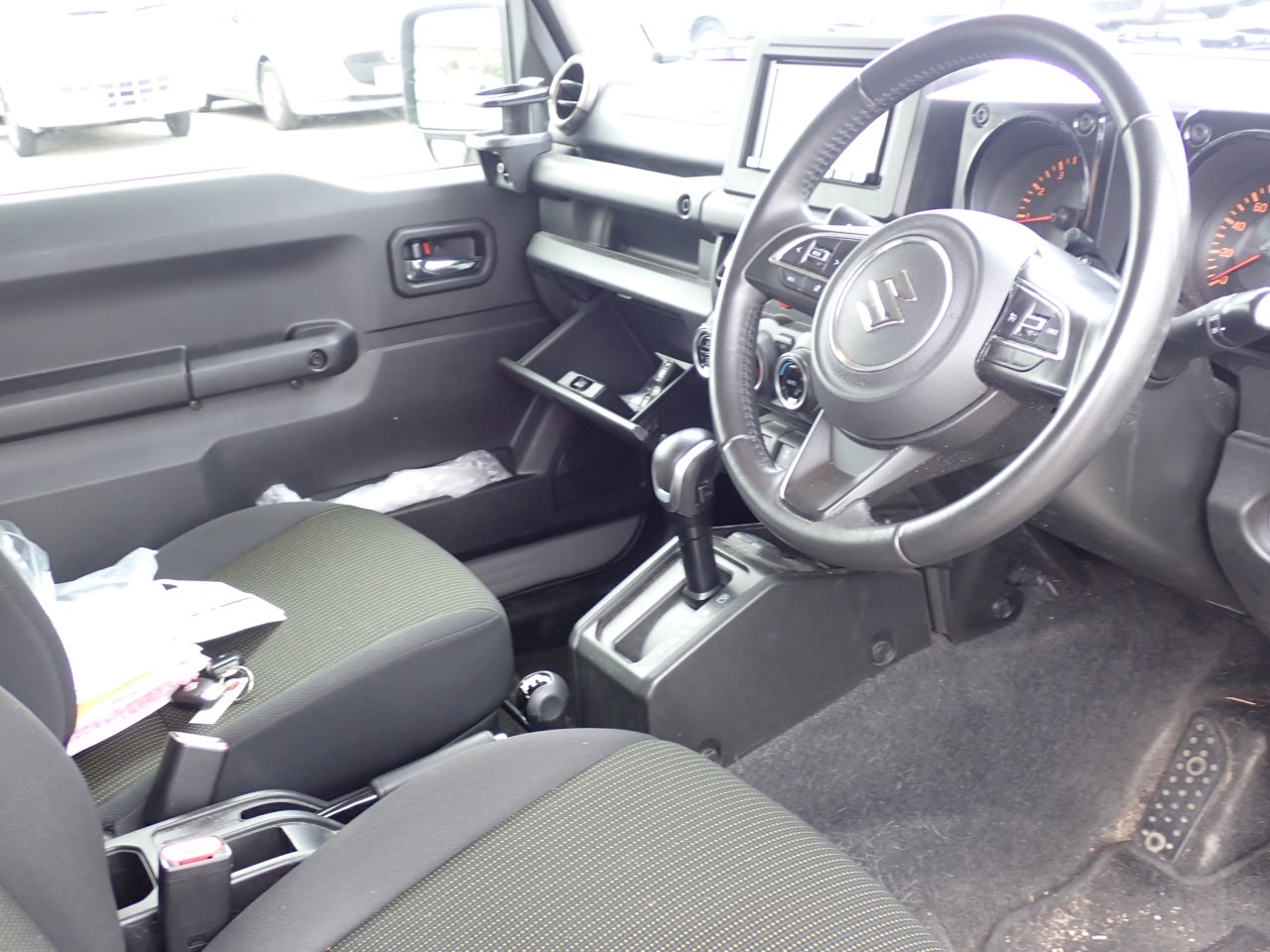 SUZUKI JIMNY SIERRA